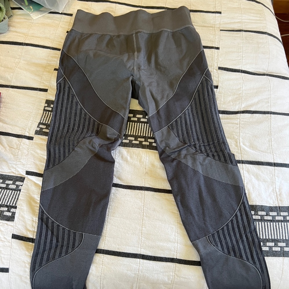 Sculpt knit leggings